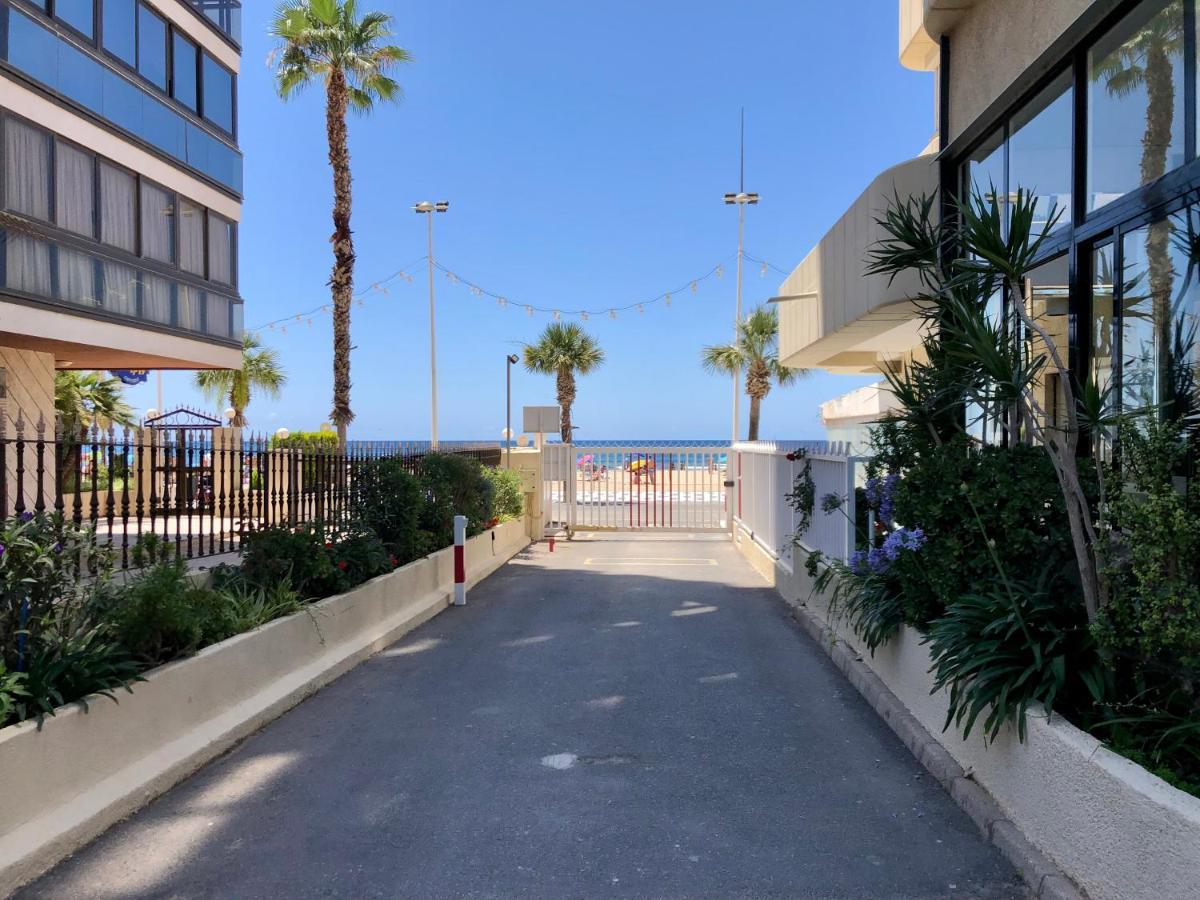 Apartamento Torre Levante, Primera Linea De Playa Benidorm Extérieur photo